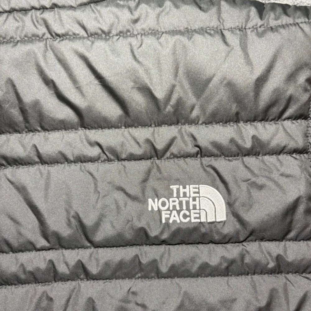 The North Face Mens Black Quilted Puffer Vest Full Zip Insulated Medium